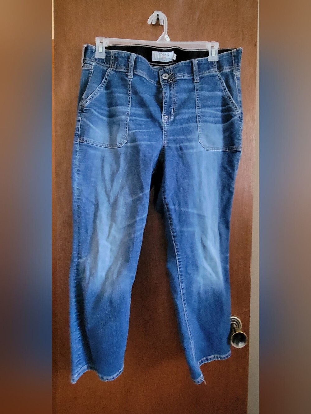Torrid Women's Capri Blue Jeans